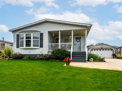 Property at 22942 S Glen Eagle Dr, Frankfort, IL
