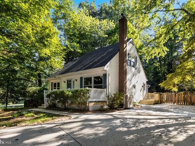 1341 Calvert Beach Rd