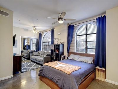 2505 San Gabriel St APT 104