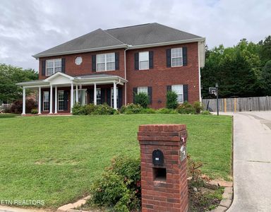1145 Paxton Dr