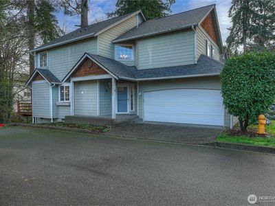 10415 Whitman Avenue SW