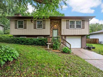2238 Russell Dr