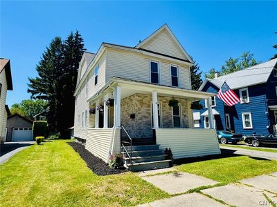 11 Hamlin St