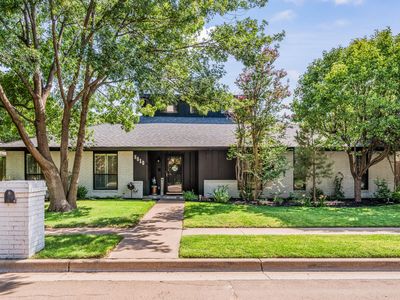 8010 Wayne Ave
