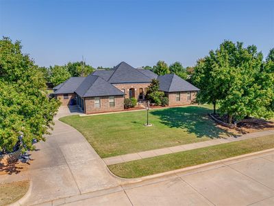 1423 E Twin Brook Ter
