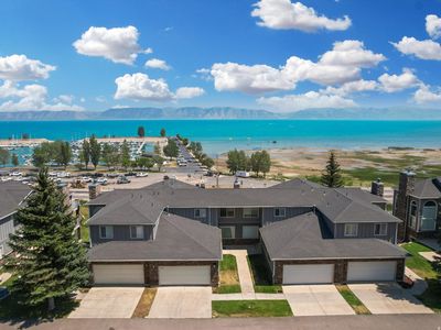 952 N Yacht Dr #2
