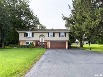 906 Lake Rd