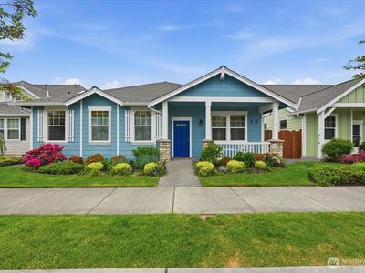 223 S 48th Place