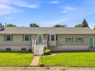 Property at 208 McArthur St, Muscatine, IA