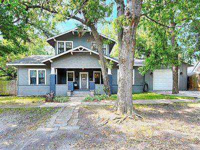 309 W Walnut St