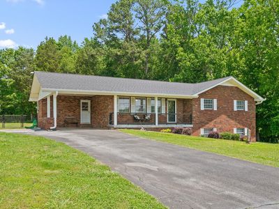 3213 Little John Cir SE