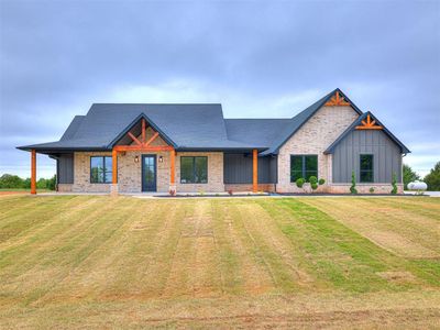 1232 Twin Oaks Dr