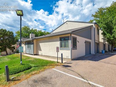 4875 Bluestem Dr