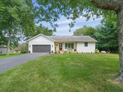 11511 Laurie Dr