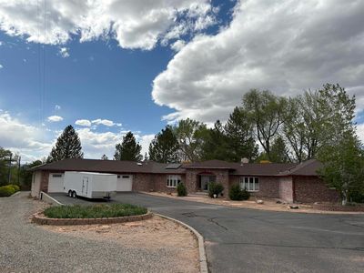 679 Stepaside Dr