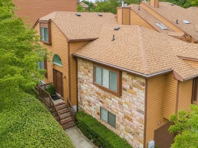 19 Schindler Dr