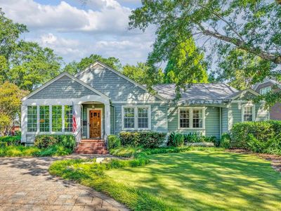 201 Brookwood Dr
