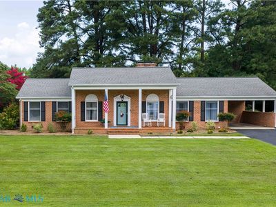 Property at 42 Venable Dr, Kilmarnock, VA