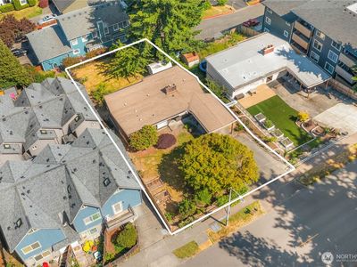 12034 Roosevelt Way NE