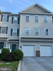 14 Hillview Cir
