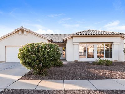 10105 E Paseo