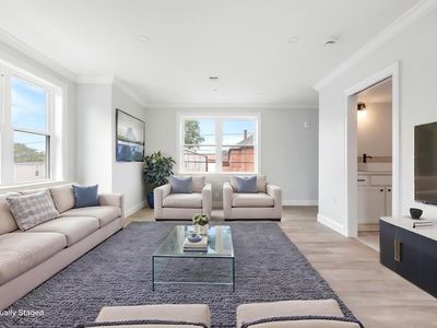 161 Sumner St #3