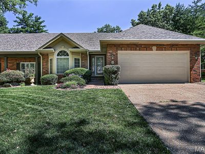 3 Pine Hollow Ct
