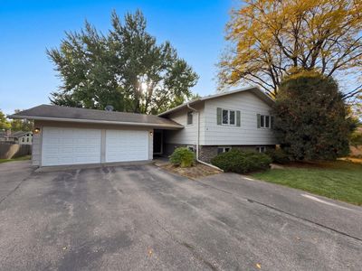 Property at 12228 Allen Dr, Burnsville, MN