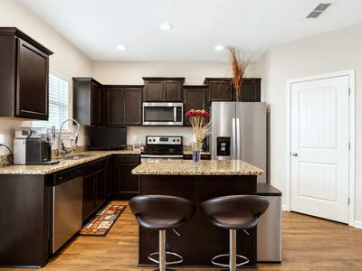 820 Staten Dr
