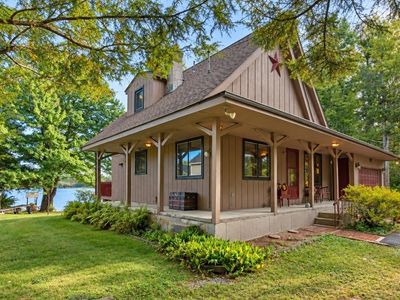 64 Lakeshore Dr