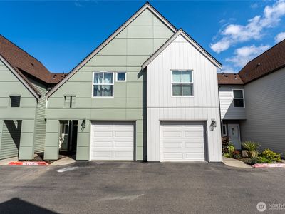 6711 S 239th PL UNIT A104