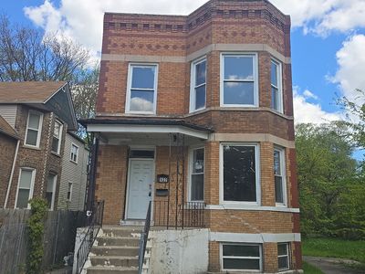132 W 113th St