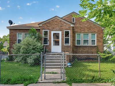 1801 3rd Ave N