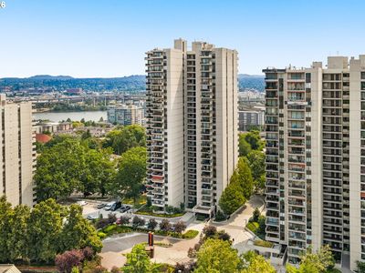 2221 SW 1st Ave APT 2424
