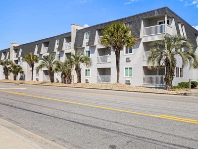 5001 N Ocean Blvd. #1B