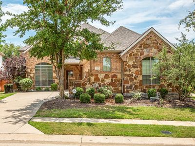 900 Fannin Dr
