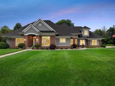 555 Evergreen Ln