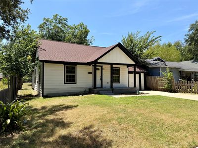 105 W Damon St
