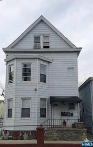301 Burhans Ave