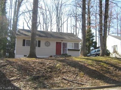 1107 Guyer St