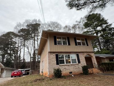 2507 Robin Hood Pl NE