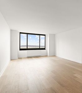 200 Rector Pl APT 30G