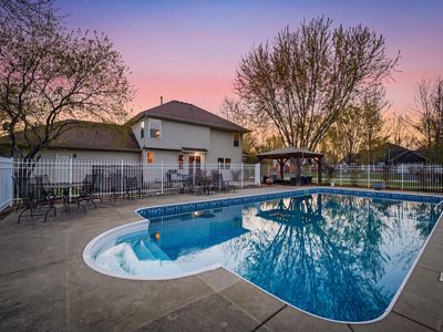 8511 Cedar Ct