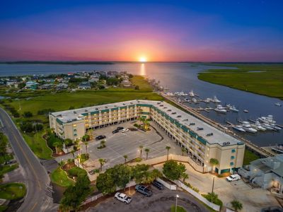3701 Docksite Rd APT 204