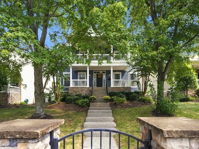 3026 Oxford Glen Dr