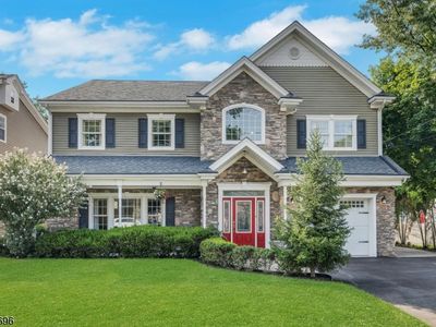 56 Bergen Dr