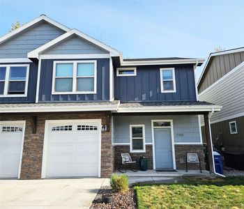 2358 Aspen Grv