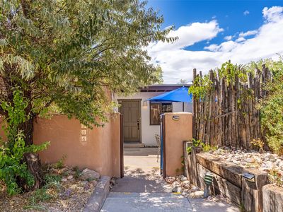 288 Calle Loma Norte