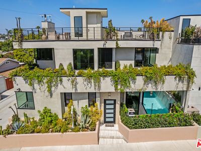 616 7th Ave