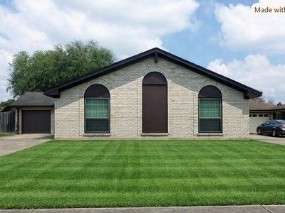 5003 Colombia Dr